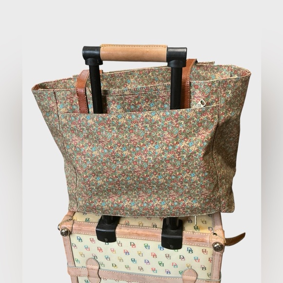 Patricia Nash Silvi Tote Coral Bouquet Floral Leather Trim Travel Work - Picture 11 of 16